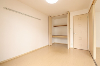 ハピネス Ａ・Ｂ【寝室】洋室