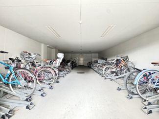 敷地内サイクルポート