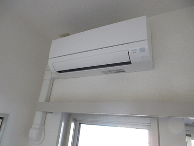 エアコン　（洋室６．８畳）