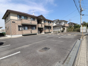 メゾングレース Ｄ・Ｅ【駐車場】駐車場