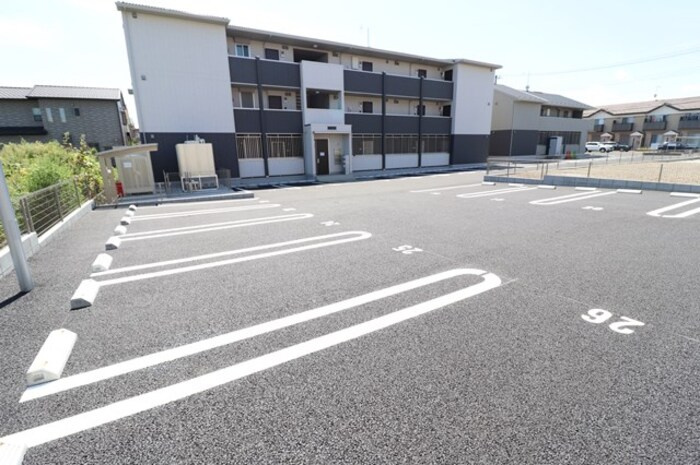 アマーテ姫子 B棟【駐車場】駐車場