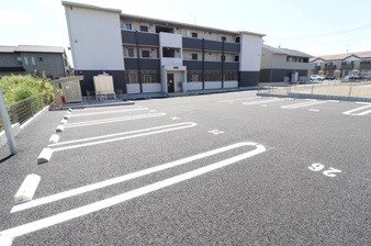 アマーテ姫子 B棟【駐車場】駐車場