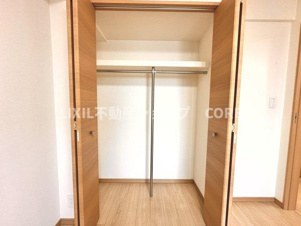 日神パレステージ小田急相模原フロント【収納】普段着やスーツはもちろんのこと、コート類などもしっかり掛けられます。