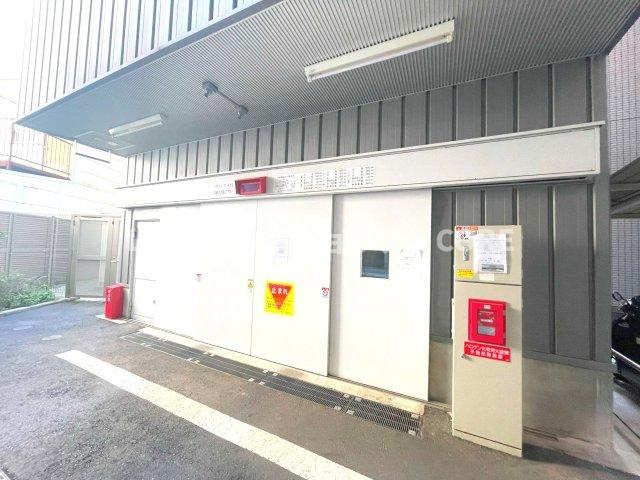 日神パレステージ小田急相模原フロント【駐車場】利用方法や利用料、空き状況に関してはお調べしますので、気軽にお問合せ下さい。