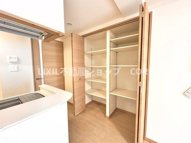 日神パレステージ小田急相模原フロント【キッチン】収納も多く快適な住空間を実現します。キッチン周りもすっきり片付きますね。