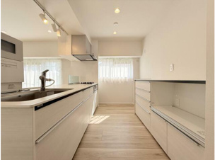 北千住ビューハイツ【周辺】【千住⻯田郵便局】500m 徒歩７分