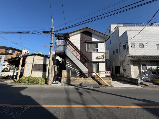 新里コーポ【外観】2025年9月内外装リフォーム済み