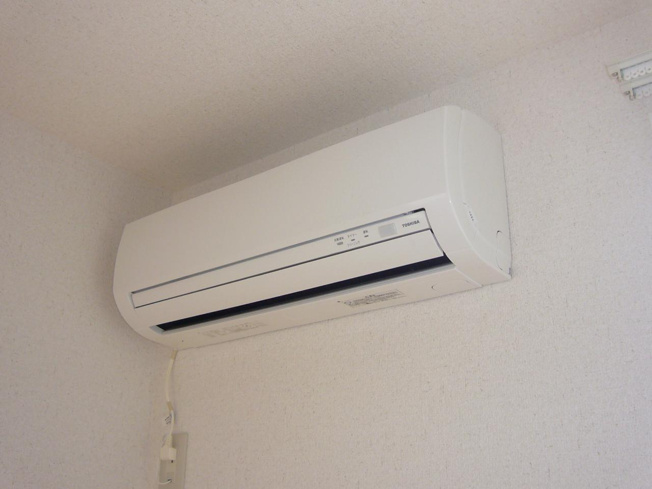 【設備】リビングにエアコン付き☆