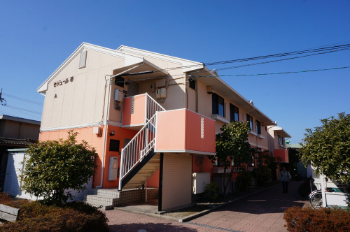 碧南市六軒町3丁目4LDKアパートの画像