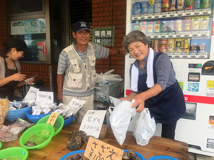 清丸さんのサザエを買いに朝市への画像