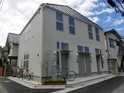 お洒落なデザイナーズアパートメントの画像