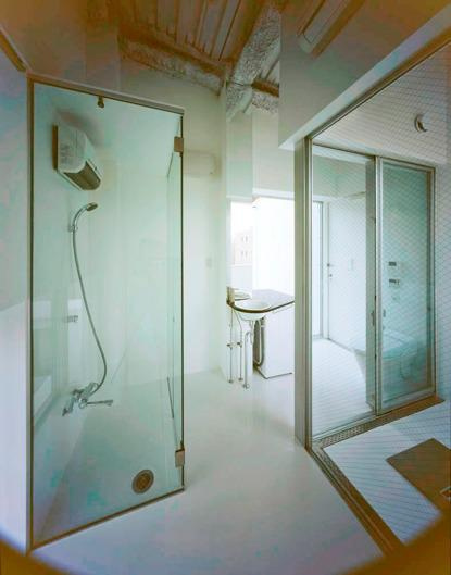 ガラス張りのオシャレでスタイリッシュな賃貸デザイナーズマンション物件 安い 格安 激安賃貸なら部屋まる