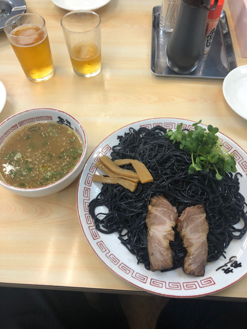 黒い麺！の画像