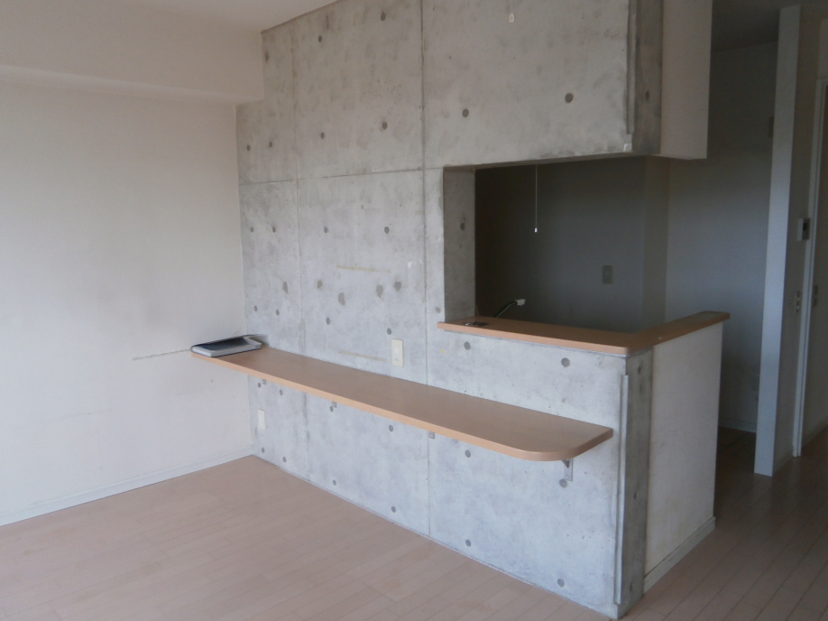 「塚田駅」より徒歩1分！人気物件！！の画像