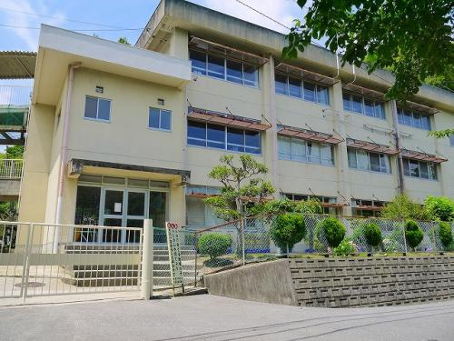奈良市あやめ池小学校区内の病院/医療機関一覧の画像