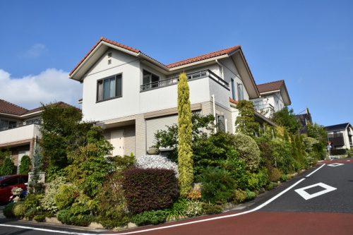 一戸建て購入における贈与税とは？非課税枠はいくら？の画像