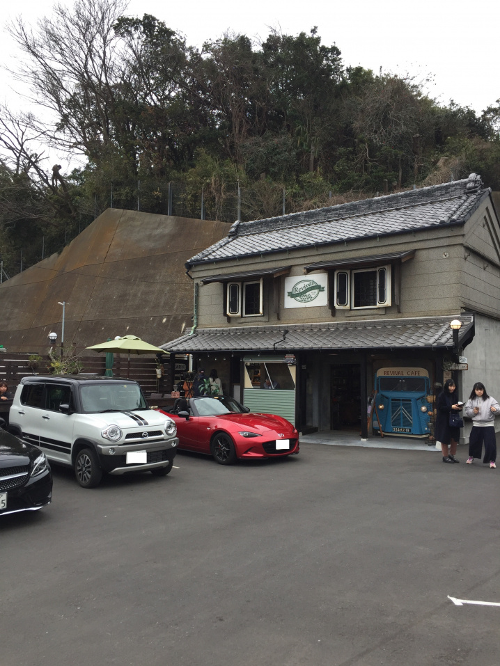 三浦の蔵を改装したカフェの画像