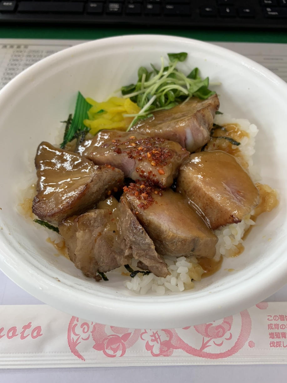 日高市高麗川串いちテイクアウトとシャロンのケーキの画像