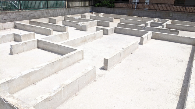 ベタ基礎と布基礎の違いについての画像