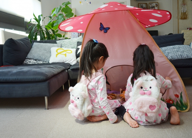 外に行けない日は家で遊ぼう！雨の日でも子どもと楽しめる室内で...の画像