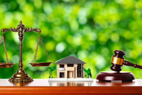 不動産相続にまつわるトラブル例とは？スムーズな相続のために必要な手続きと資金計画