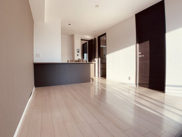 「光と風を感じながら過ごせる、19㎡超のワイドバルコニー付き3LDK」の画像