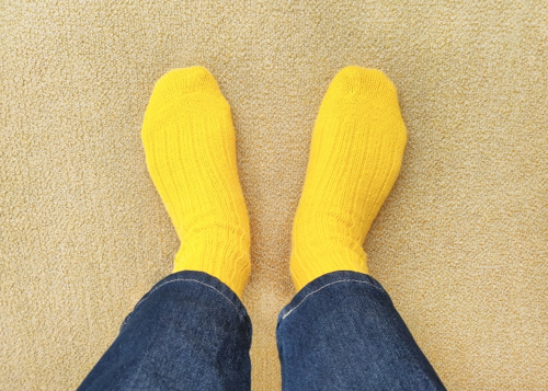 賃貸住宅で足元が寒い原因とは?寒い季節を快適に過ごす対策も!