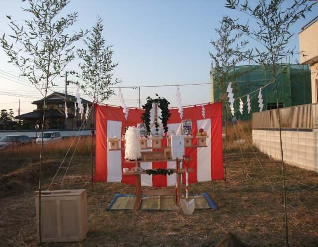 土地購入したあとの「地鎮祭」とはどんな儀式？の画像