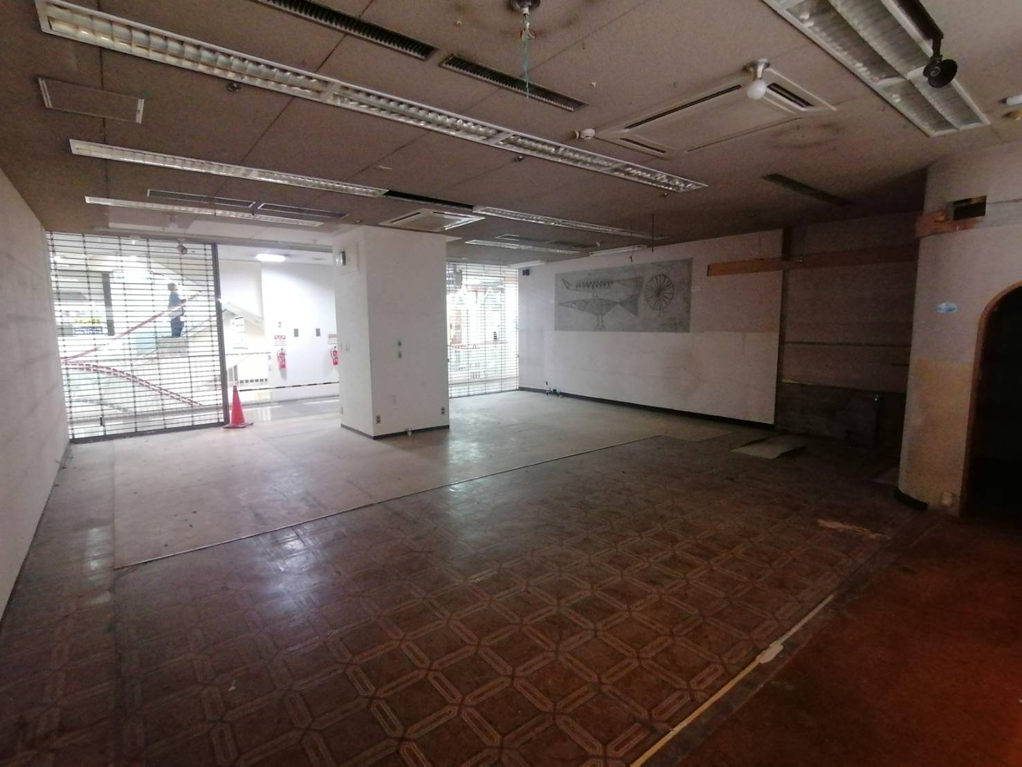商店街の中にある店舗の紹介の画像