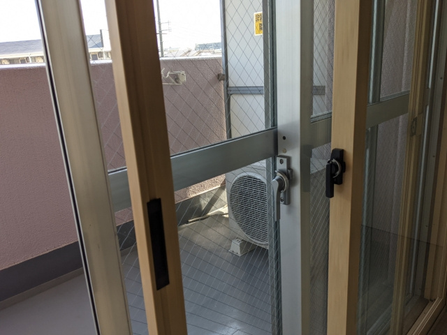 賃貸物件に二重窓を自分で設置する方法と注意点をご紹介します 堺市北区 北花田の不動産と建築ならエイショウハウス