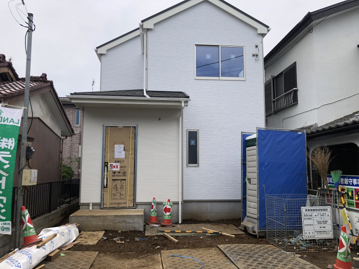 狭山市富士見2丁目　新築分譲住宅　足場外れました！の画像