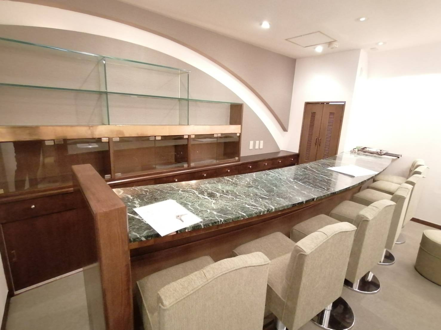 下山手通1丁目の居抜き店舗の紹介の画像