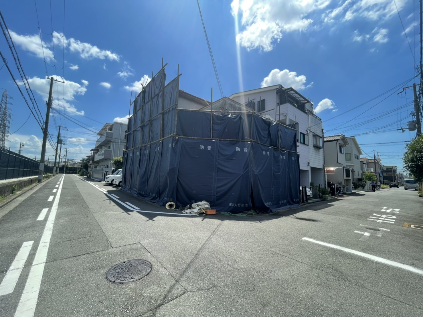 【解体工事写真】堺市堺区香ヶ丘町２丁の古家を解体中です(^^...の画像