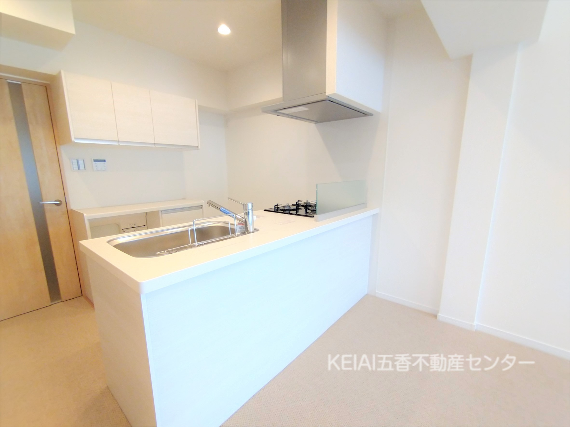 角部屋！フルオープンのカウンターキッチンが魅力的なマンション...の画像