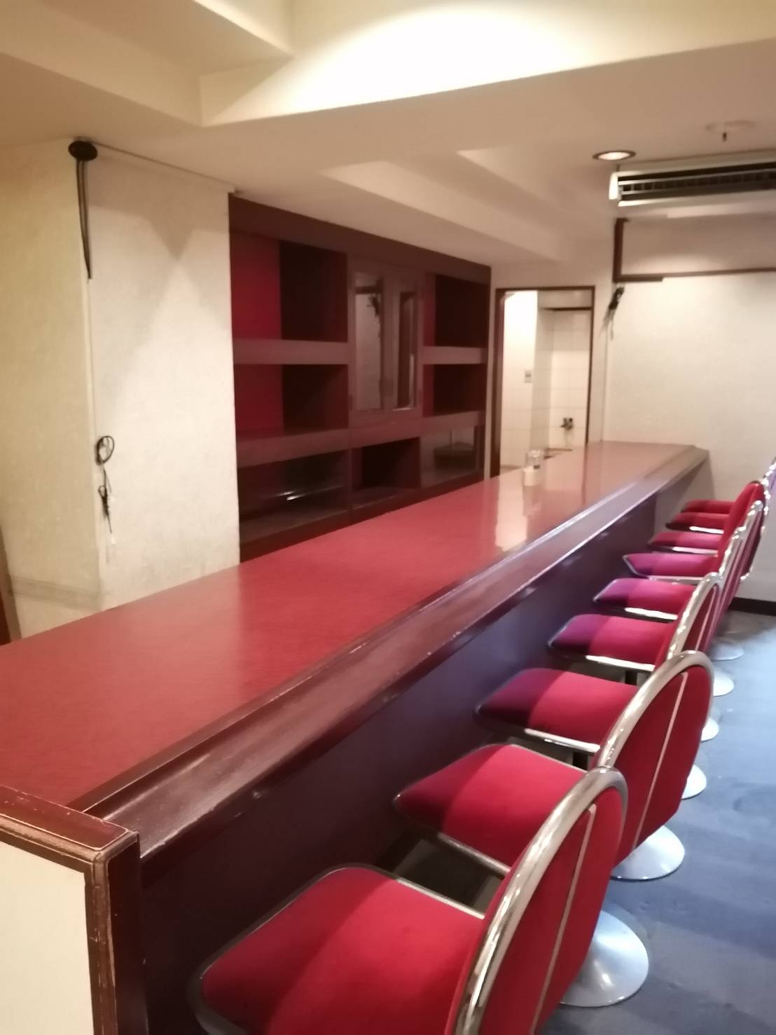 レトロな居抜き店舗の画像