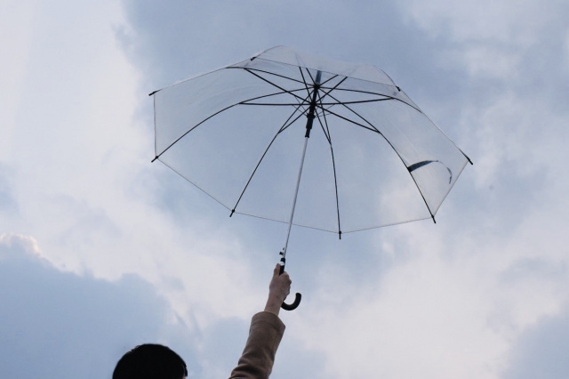 傘を正しく乾かす方法とは 玄関での自然乾燥はダメ 早く乾かす方法ご紹介 賃貸のマサキ