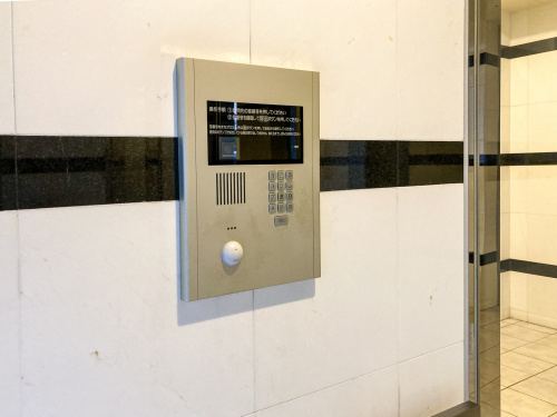 マンションの防犯設備として人気が高いオートロックのメリットと...の画像