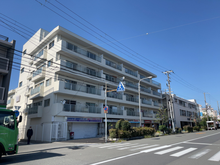 令和3年10月予告広告！　　吹田市内本町でマンションをお探し...の画像