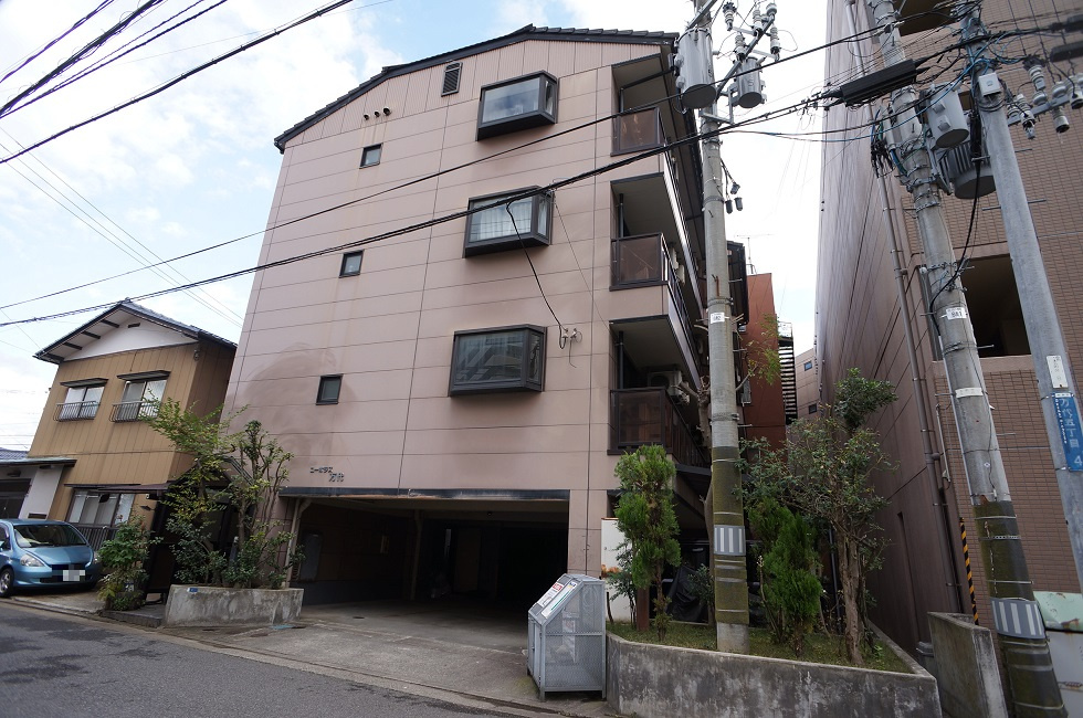 万代の賃貸マンション「コーポラス万代」のご紹介の画像