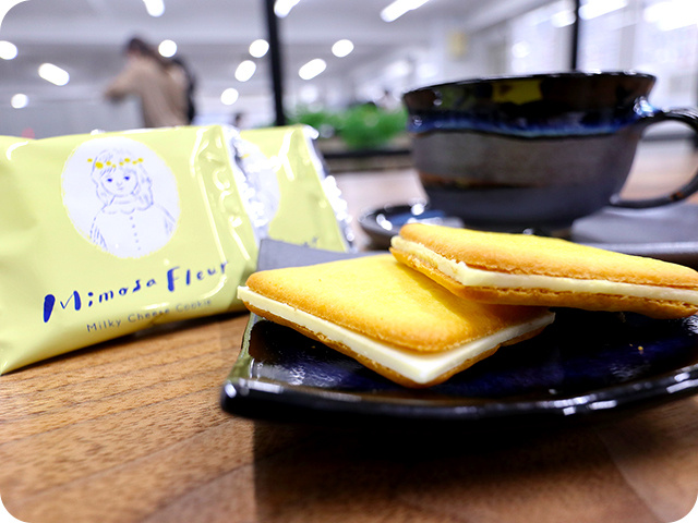 【12月】ミモザフルール【スタッフおすすめのお菓子】の画像