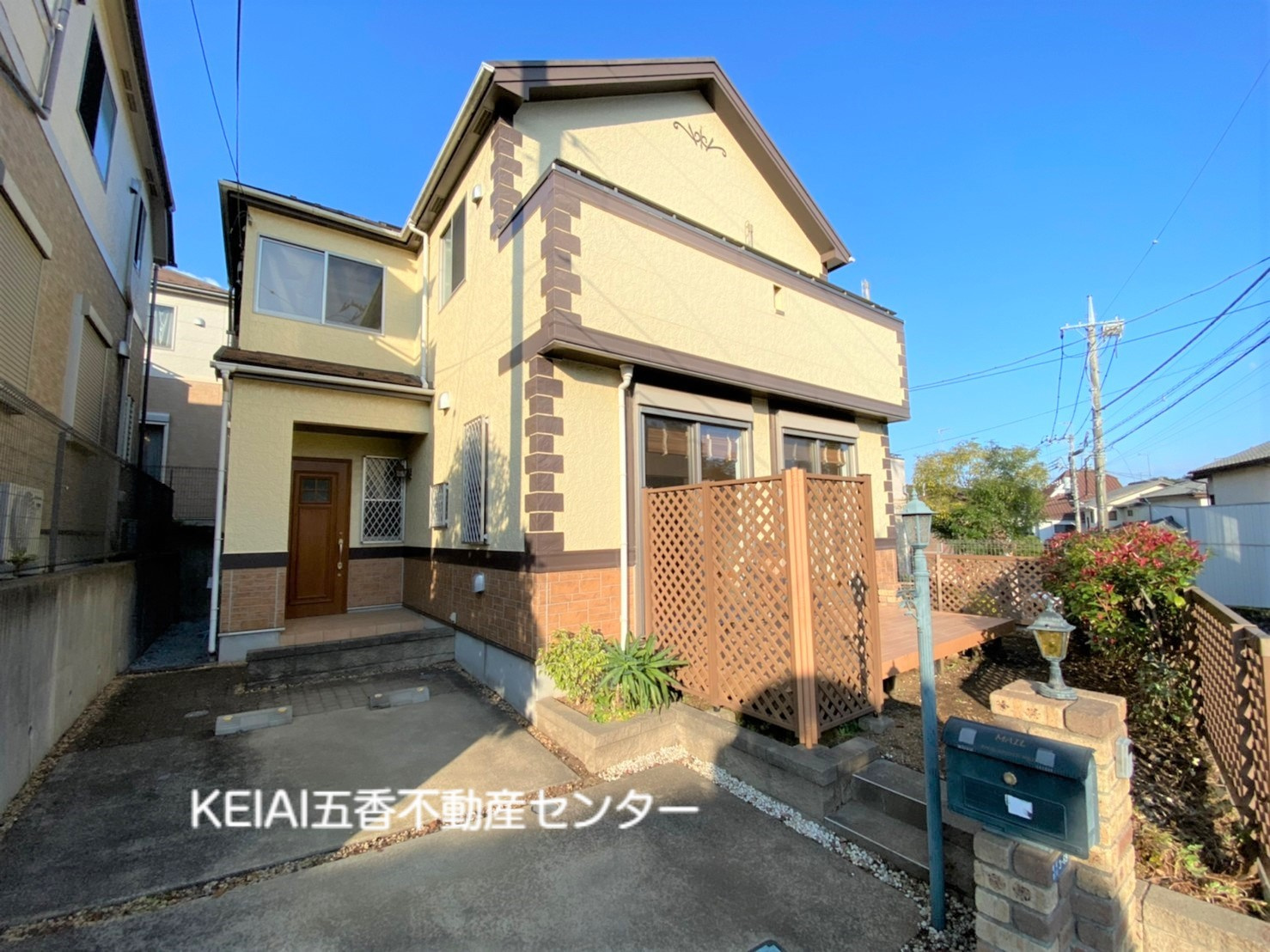 街並み全体が「トータルコーディネート」旧分譲地内に佇む戸建♪...の画像