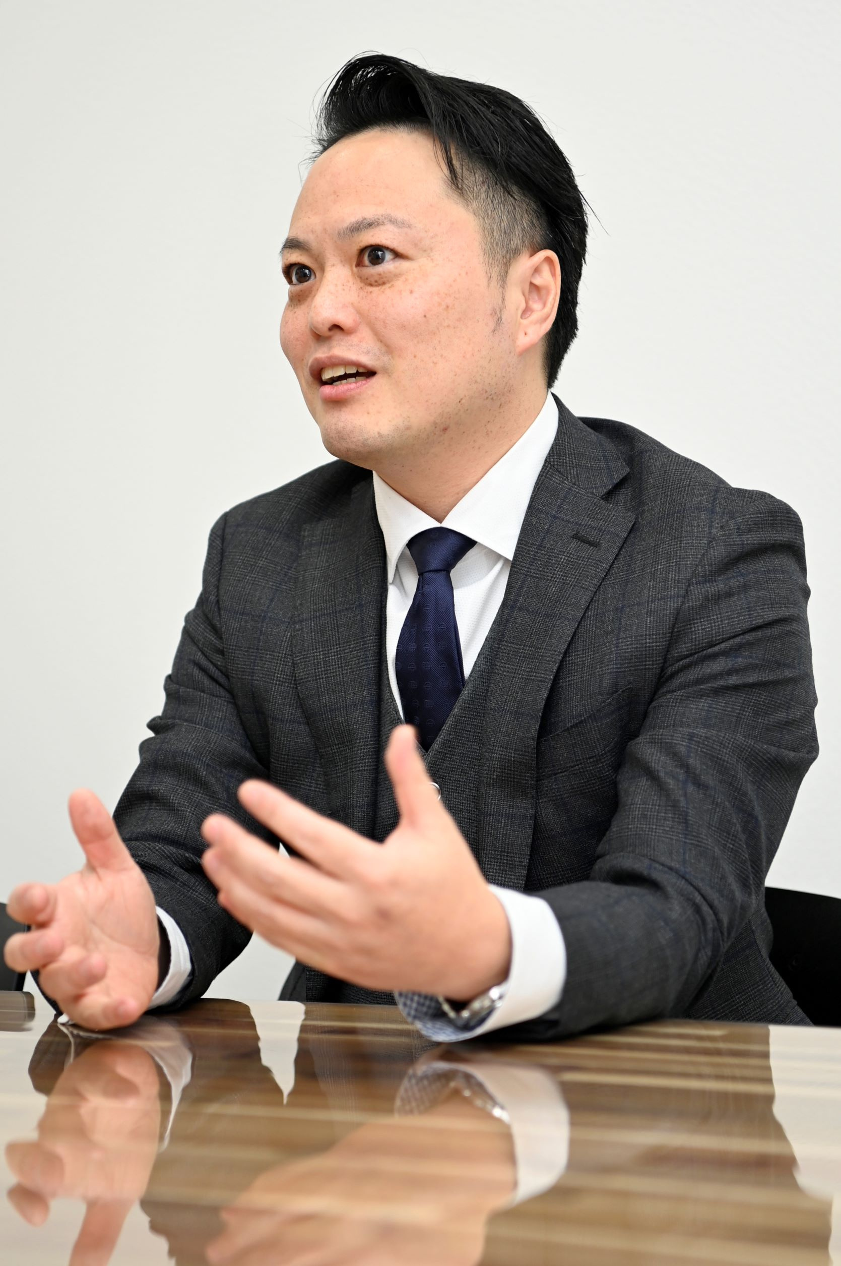 タレントの嶋大輔さんと対談させていただきました。の画像