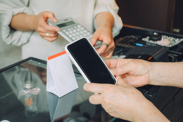 キャッシュレス決済サービス「PayPay」やってます！ピタッ...の画像