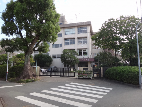 マイホームから小学校までの最適な通学距離とは？の画像