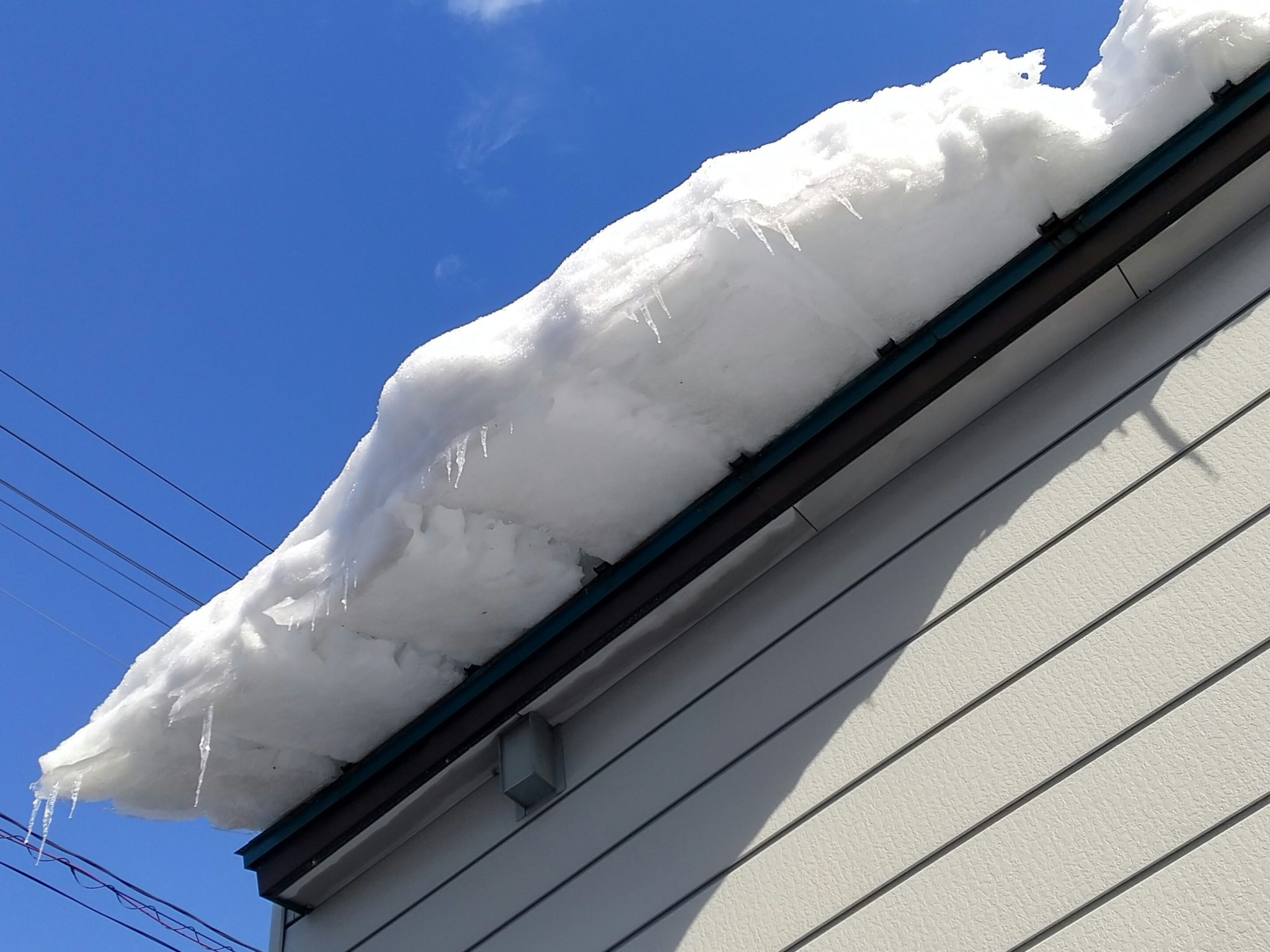 雪庇にご注意！の画像