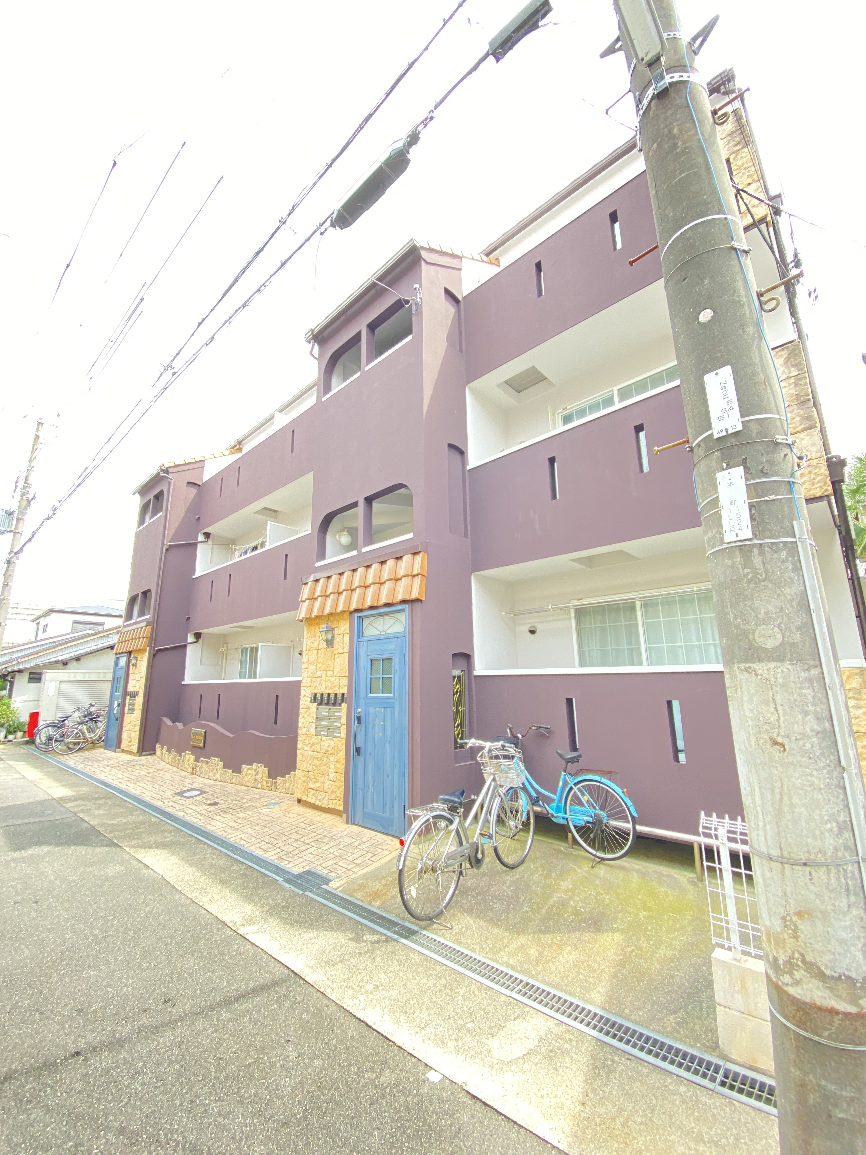 広々ロフト4.7帖　カントリー調な玄関がポイント♡の画像