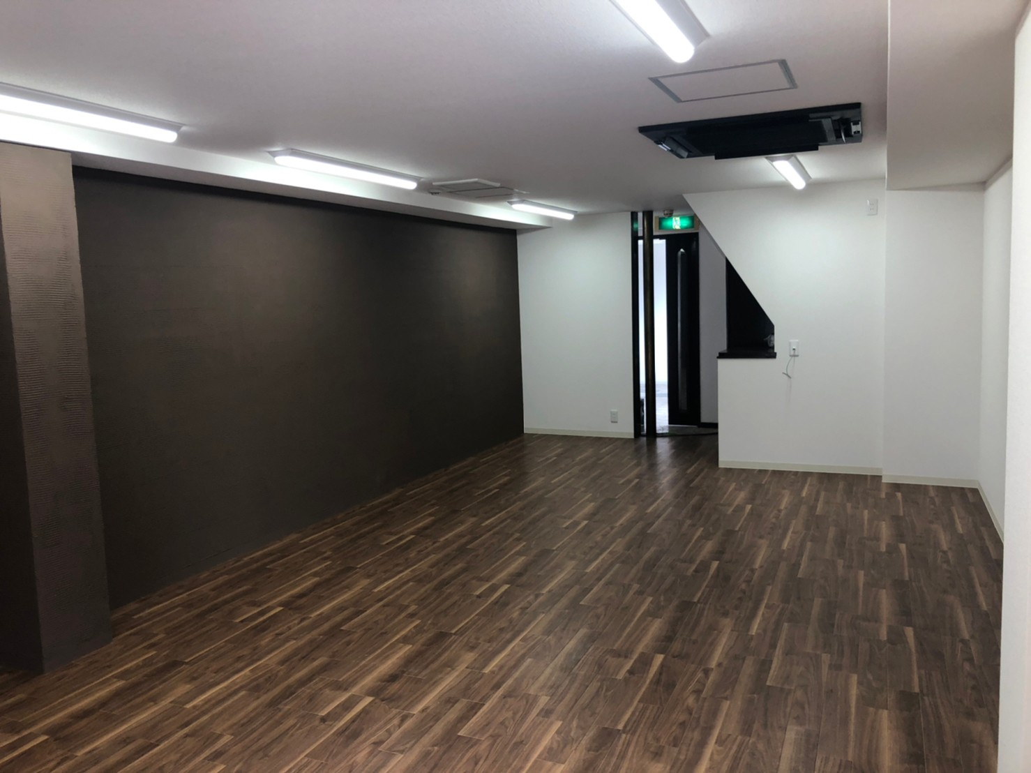お洒落な事務所向け店舗です☆の画像