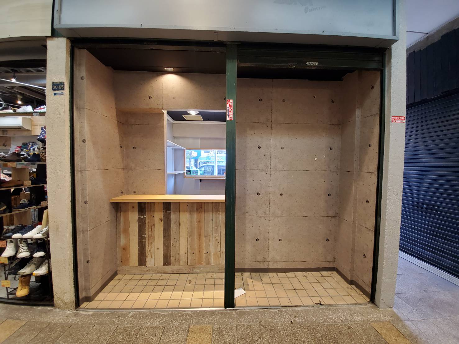 大人気ピアザ神戸の居抜き店舗です♪の画像