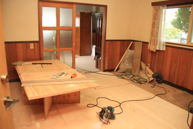 所有する空き家をリフォームまたはリノベーションするメリットや...の画像