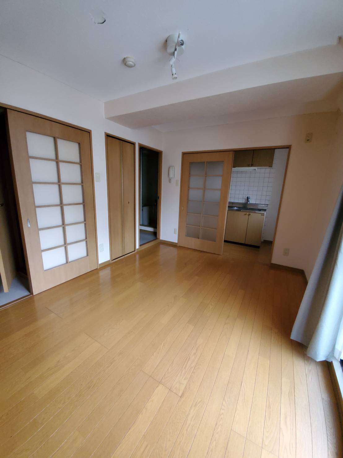 北長狭通2丁目にある住居兼店舗利用可能な物件の画像